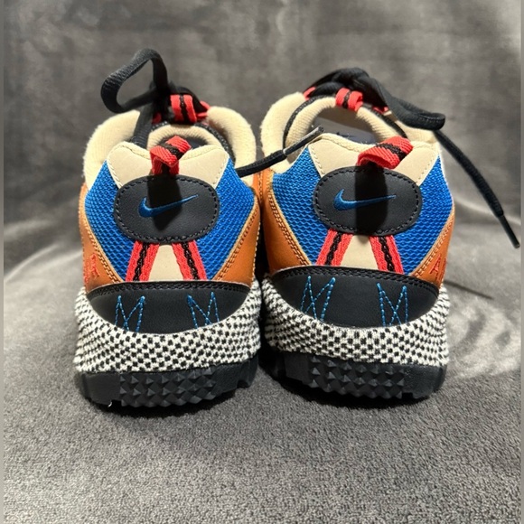 Nike AIR HUMARA DARK RUSSET - Picture 7 of 7